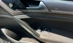 
Volkswagen Golf Alltrack 2018 full									