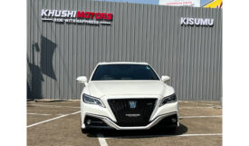 Toyota Crown RS 2018