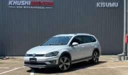 
Volkswagen Golf Alltrack 2018 full									