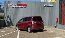 Toyota Sienta Hybrid 2018