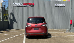 Toyota Sienta Hybrid 2018