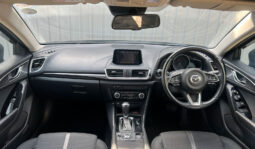 
										Mazda Axela 2018 full									